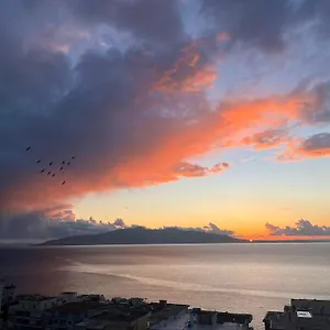 Nefeli , Saranda Albanie